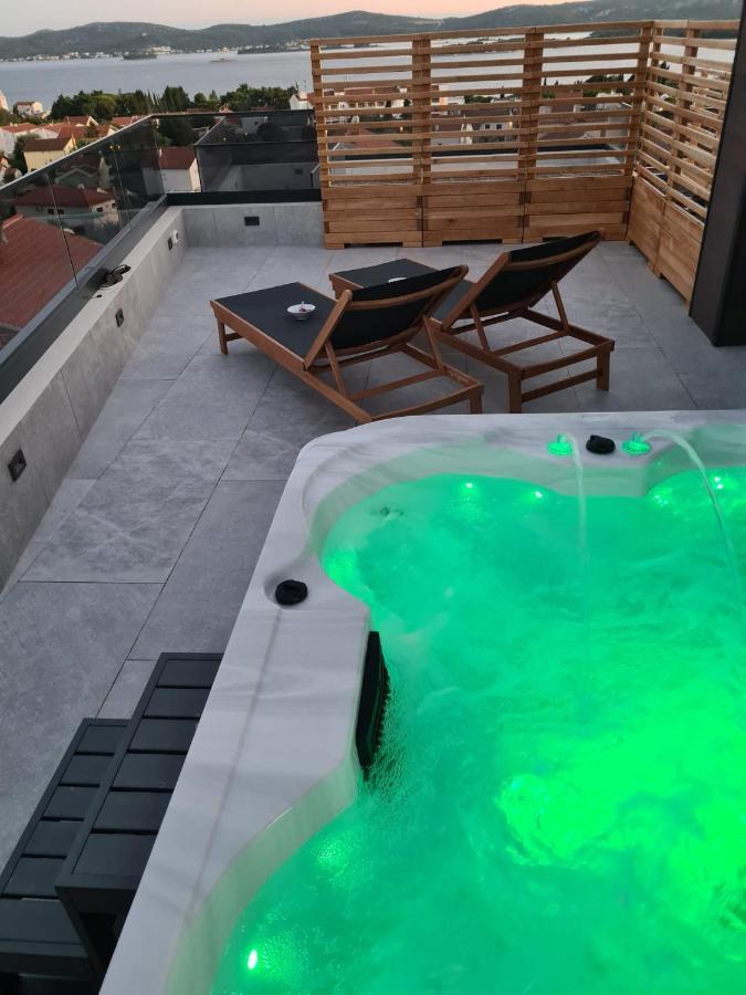 Apartment Rose Garden Sveti Filip i Jakov Kültér fotó