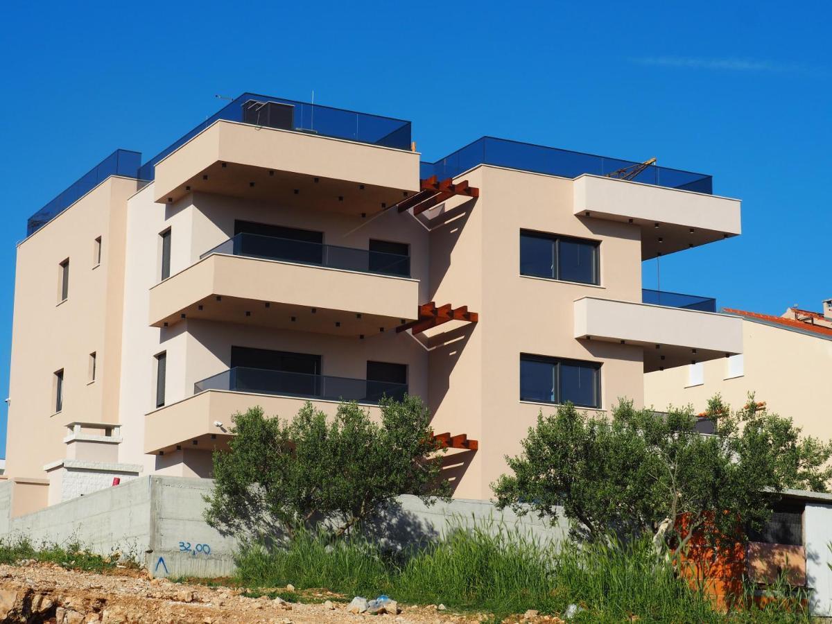 Apartment Rose Garden Sveti Filip i Jakov Kültér fotó