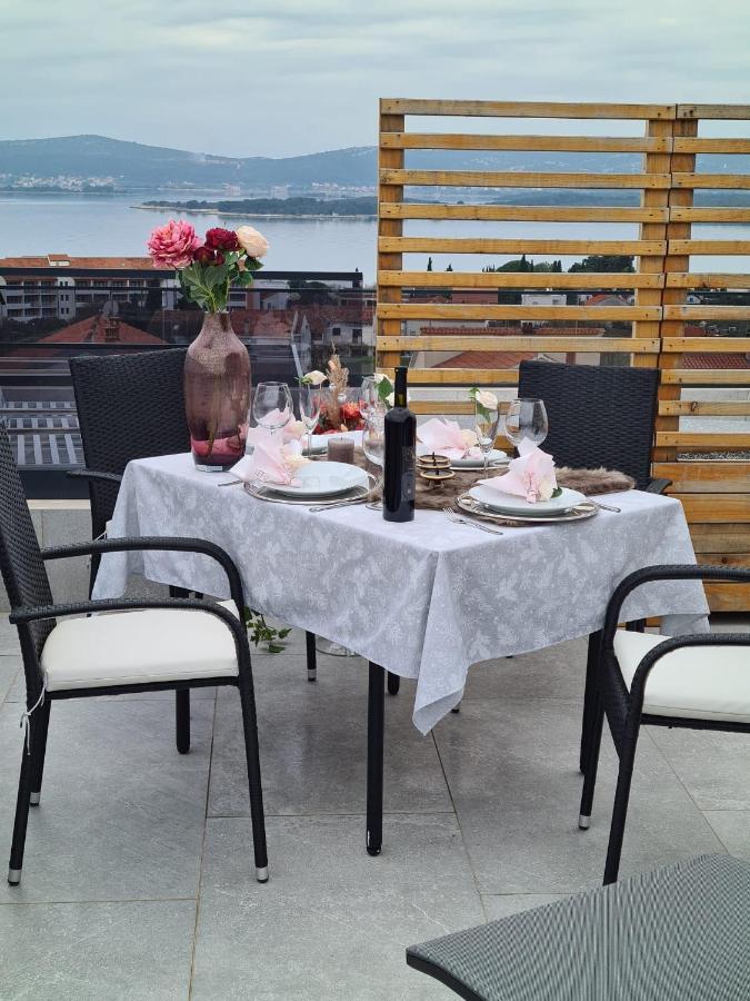 Apartment Rose Garden Sveti Filip i Jakov Kültér fotó