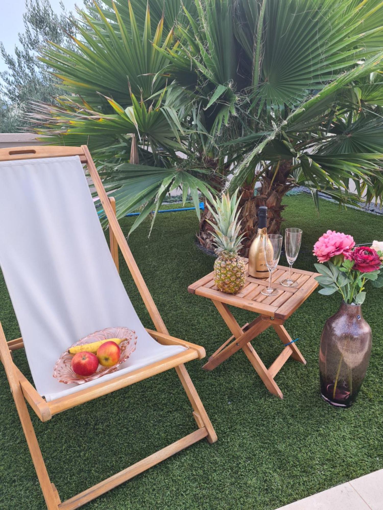 Apartment Rose Garden Sveti Filip i Jakov Kültér fotó